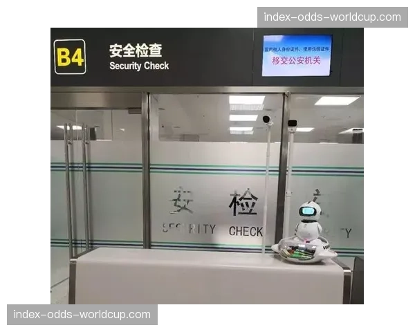 客队球迷区收款系统故障,俱乐部临时启用面部识别辅助验证以加快入场速度 客队球迷区收款系统故障,俱乐部临时启用面部识别辅助验证以加快入场速度