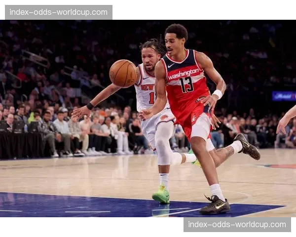 半场数据：奇才队利用对手失误得到18分，快攻得分比为25-4