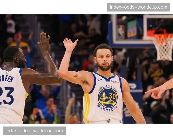 官方发布本赛季最佳防守球员候选人名单:戈贝尔、戴维斯、阿奴诺比 官方发布本赛季最佳防守球员候选人名单:戈贝尔、戴维斯、阿奴诺比